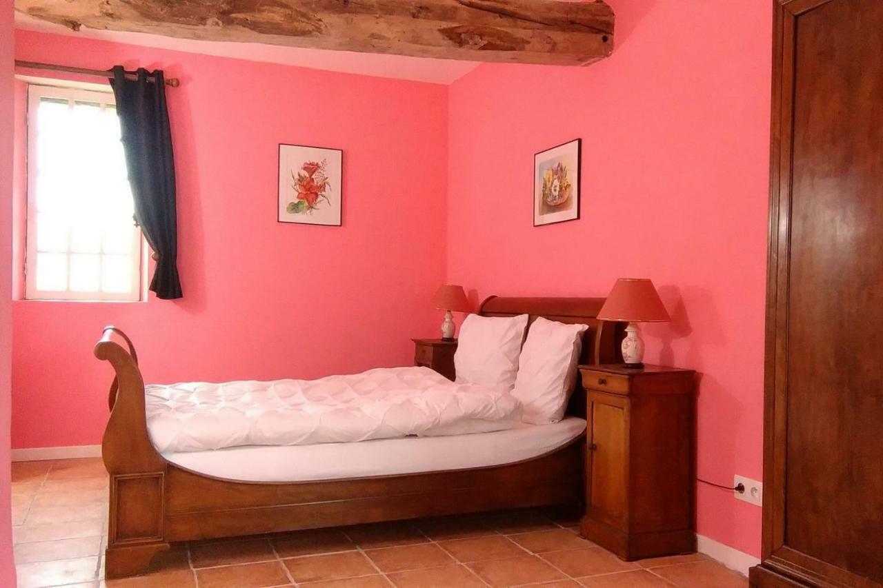 Le Douitel Bed & Breakfast Roncey ภายนอก รูปภาพ